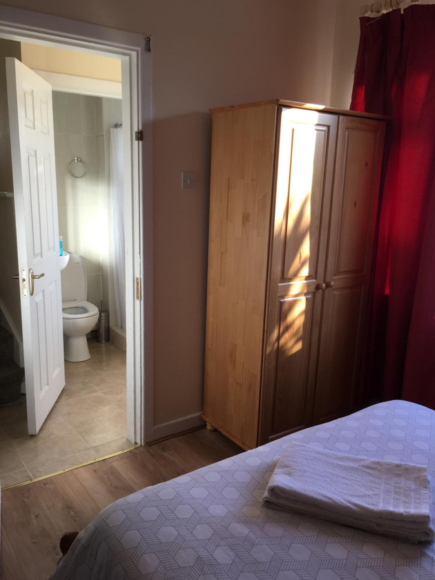 Private Double Rooms & Twin Rooms Rahoon 골웨이 외부 사진